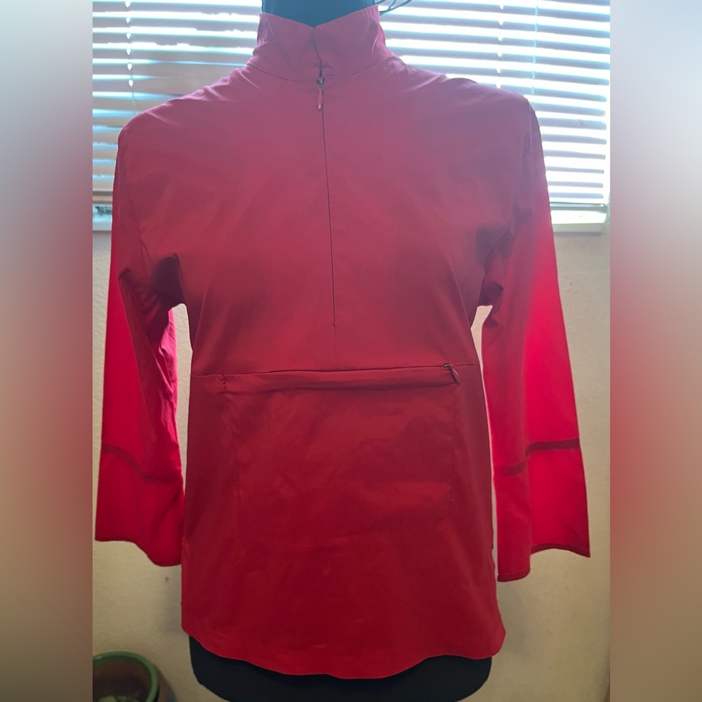 Vintage ‘Doll house’ unique top.